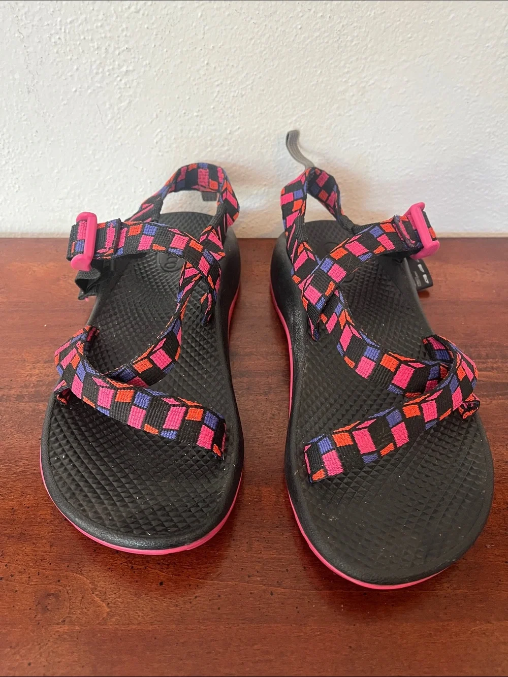 Chaco Women’s Z1 Ecotread in Cubit Magenta Sandals Size Youth 5 Women’s 6.5